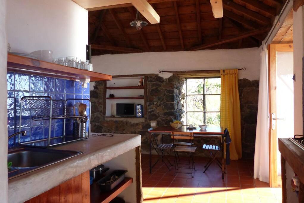Casita En El Campo Con Vista Al Oceano Villa Tijarafe Bagian luar foto