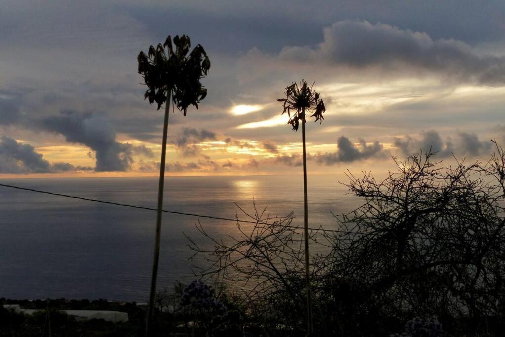 Casita En El Campo Con Vista Al Oceano Villa Tijarafe Bagian luar foto